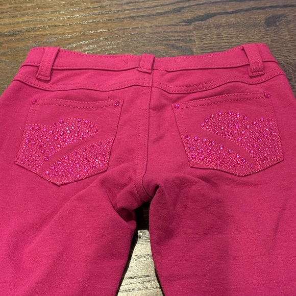Pink Jeans for Fashionable Looks - Picture 4 of 4